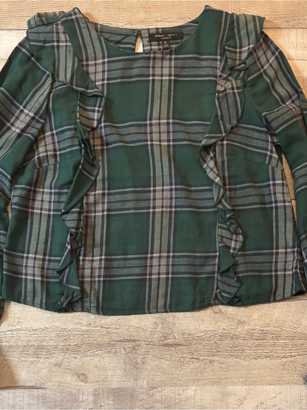 Romeo + Juliet Couture Plaid Ruffle Blouse